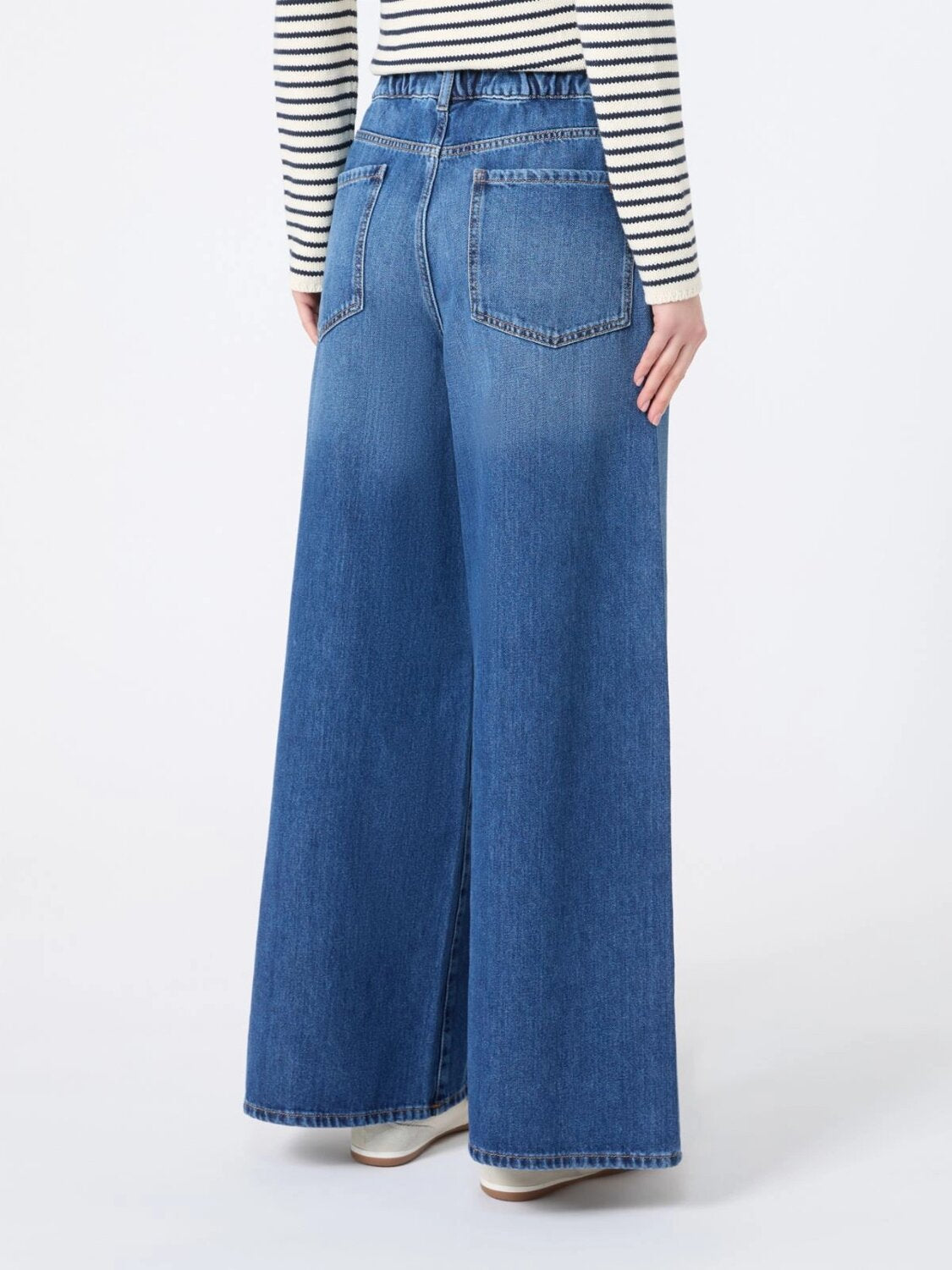 000897.0432_3.jpg